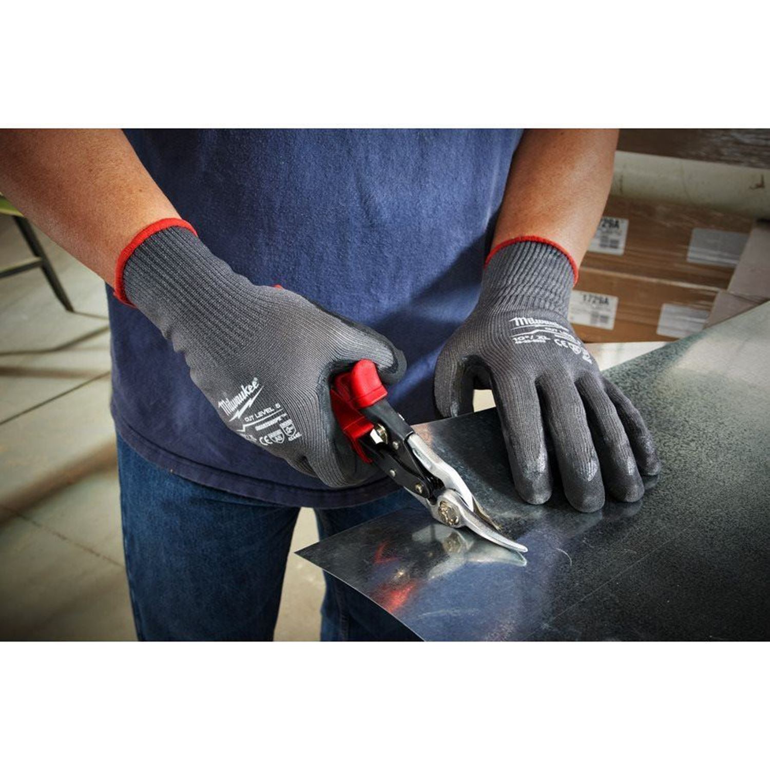 Снимка на Предпазни ръкавици Milwaukee със защита от сряз ниво-5 размер 10/XL, 4932471624
