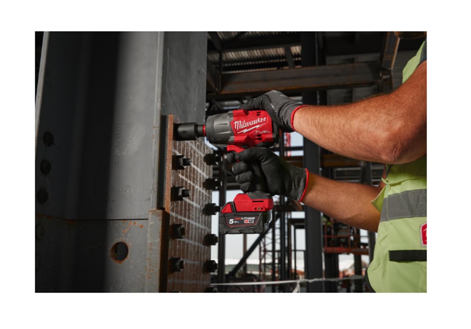 Снимка на Ударен гайковерт MILWAUKEE M18 FUEL™ ½″ M18FHIW2F12-502X, 2 Батерии X 5Ah, 18V, Зарядно + Куфар, 4933492783